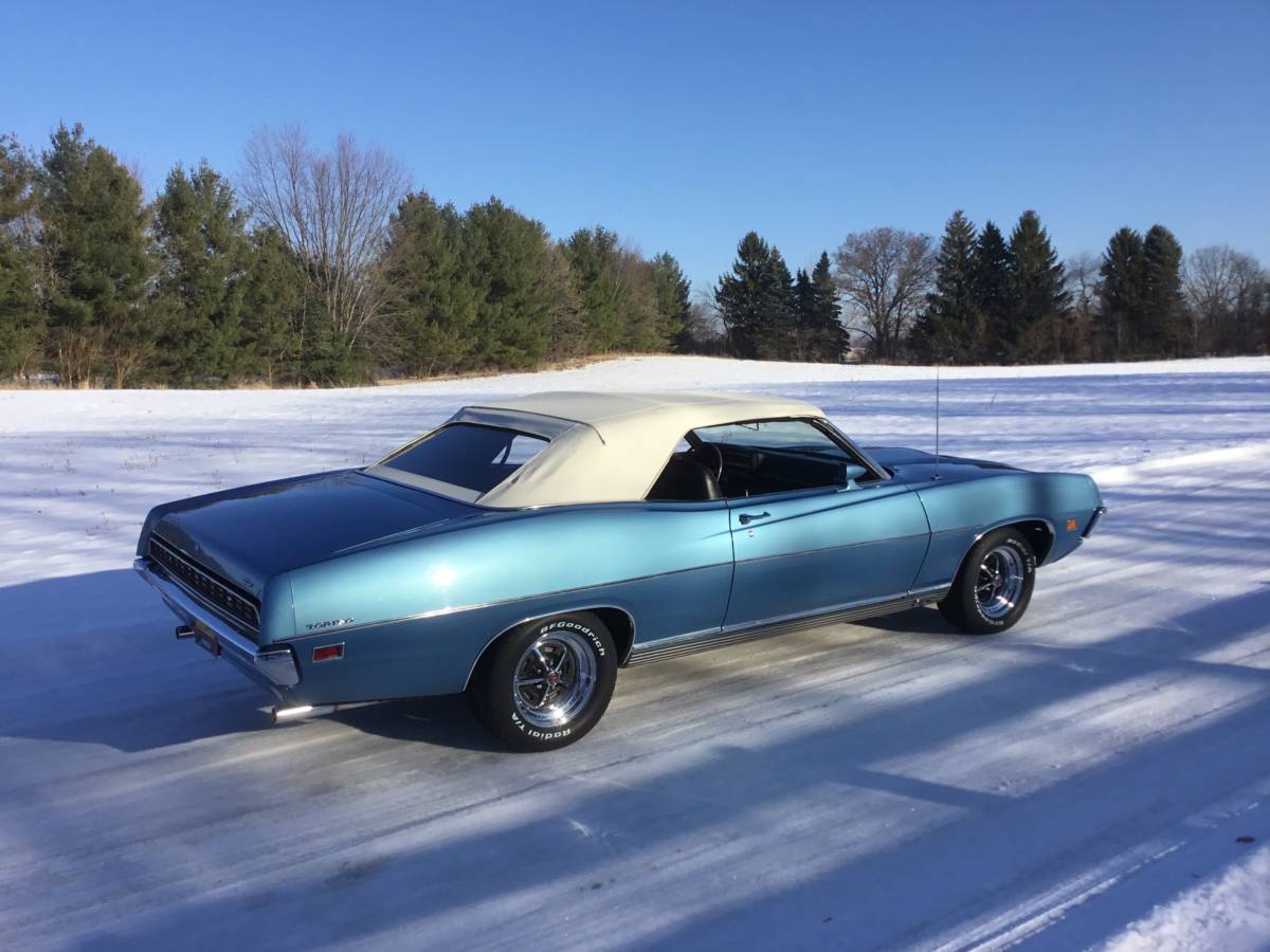 Ford-torino-gt-convertible-1971-blue-4