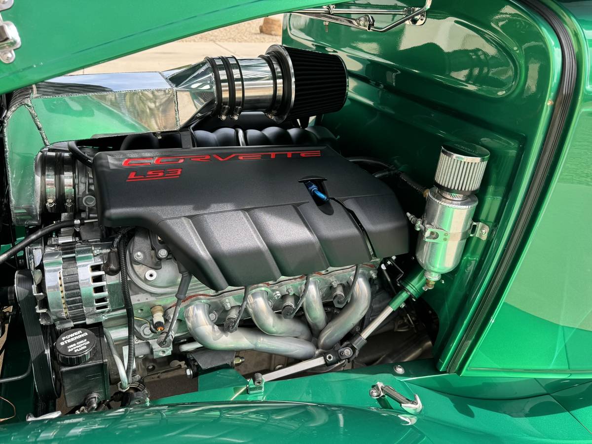 Ford-truck-1934-green-1