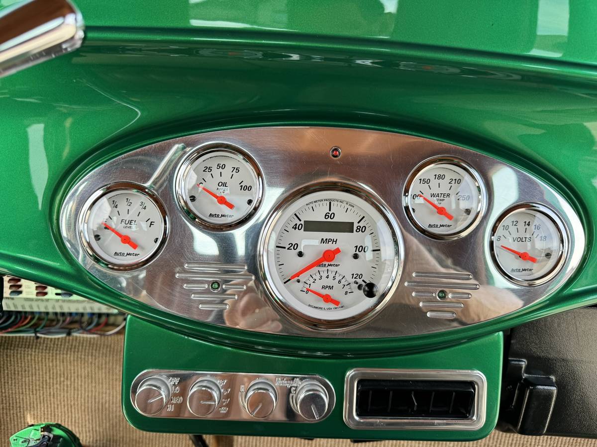 Ford-truck-1934-green-12