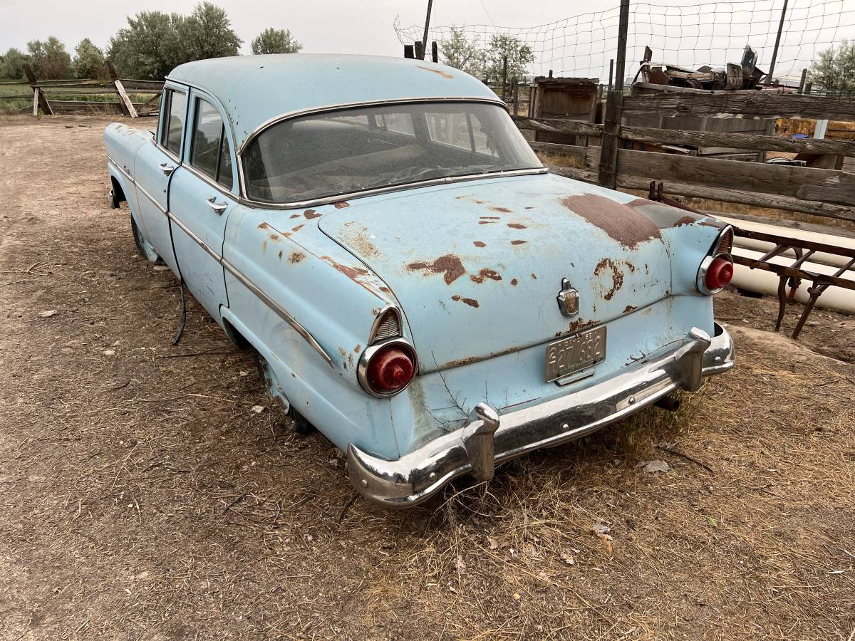 Ford-tudor-1955-blue-4