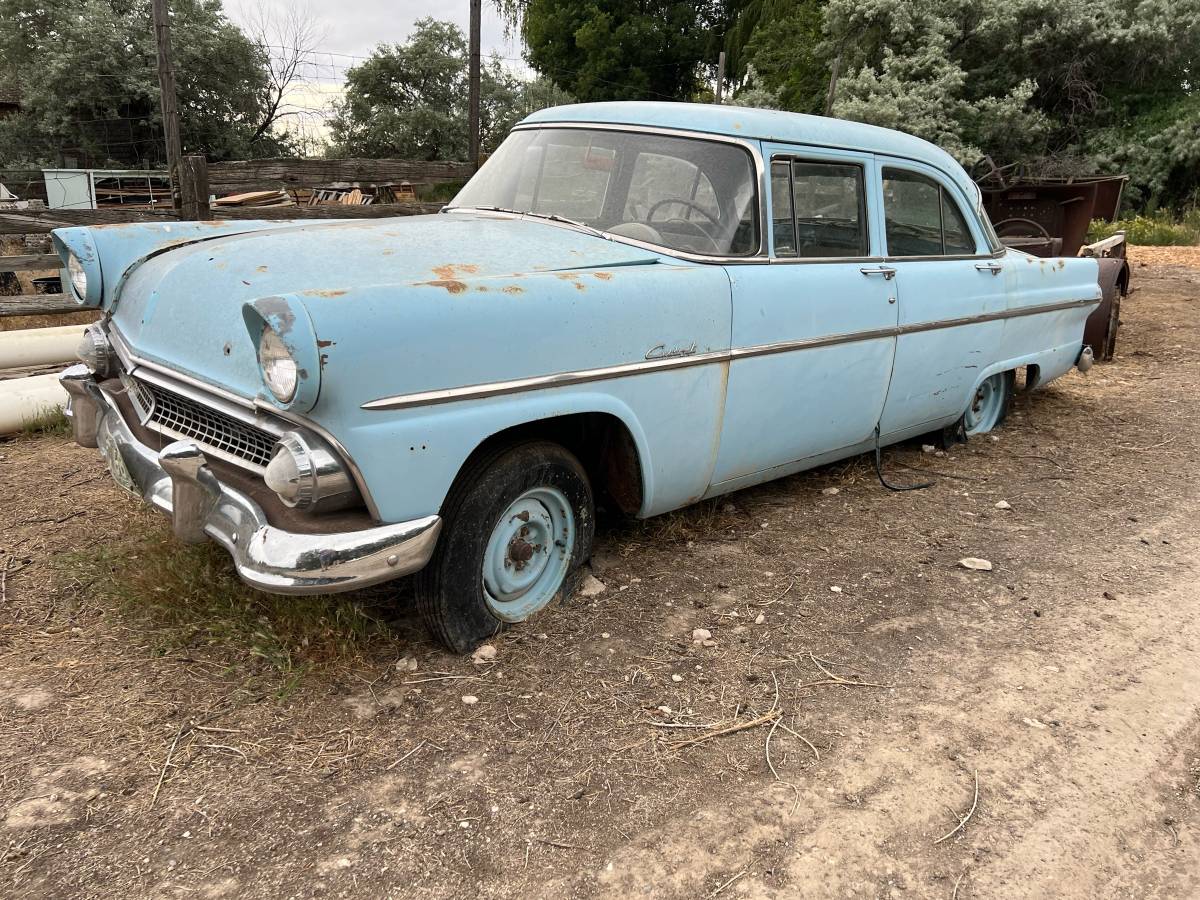 Ford-tudor-1955-blue