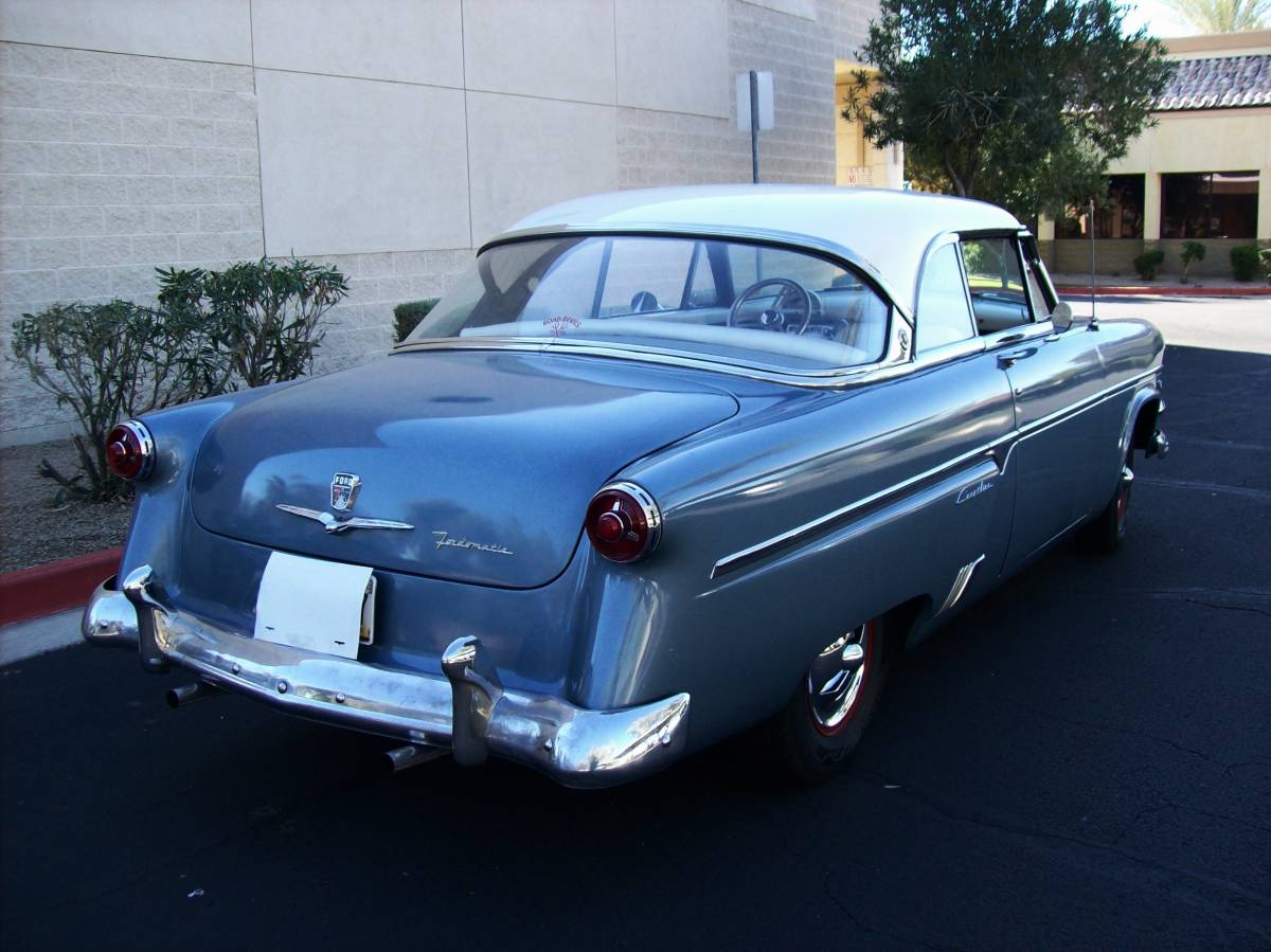 Ford-victoria-1954-5