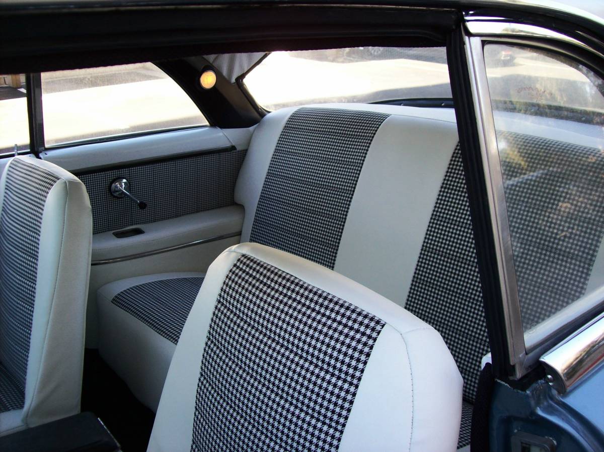 Ford-victoria-1954-7