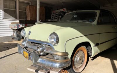 Ford victoria coupe 1951