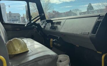 Frieghtliner-diesel-1991-black-2