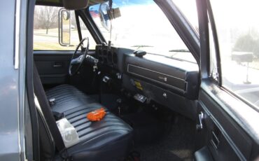 GMC-1-Ton-Pickup-1988-Cab-Chassis-9
