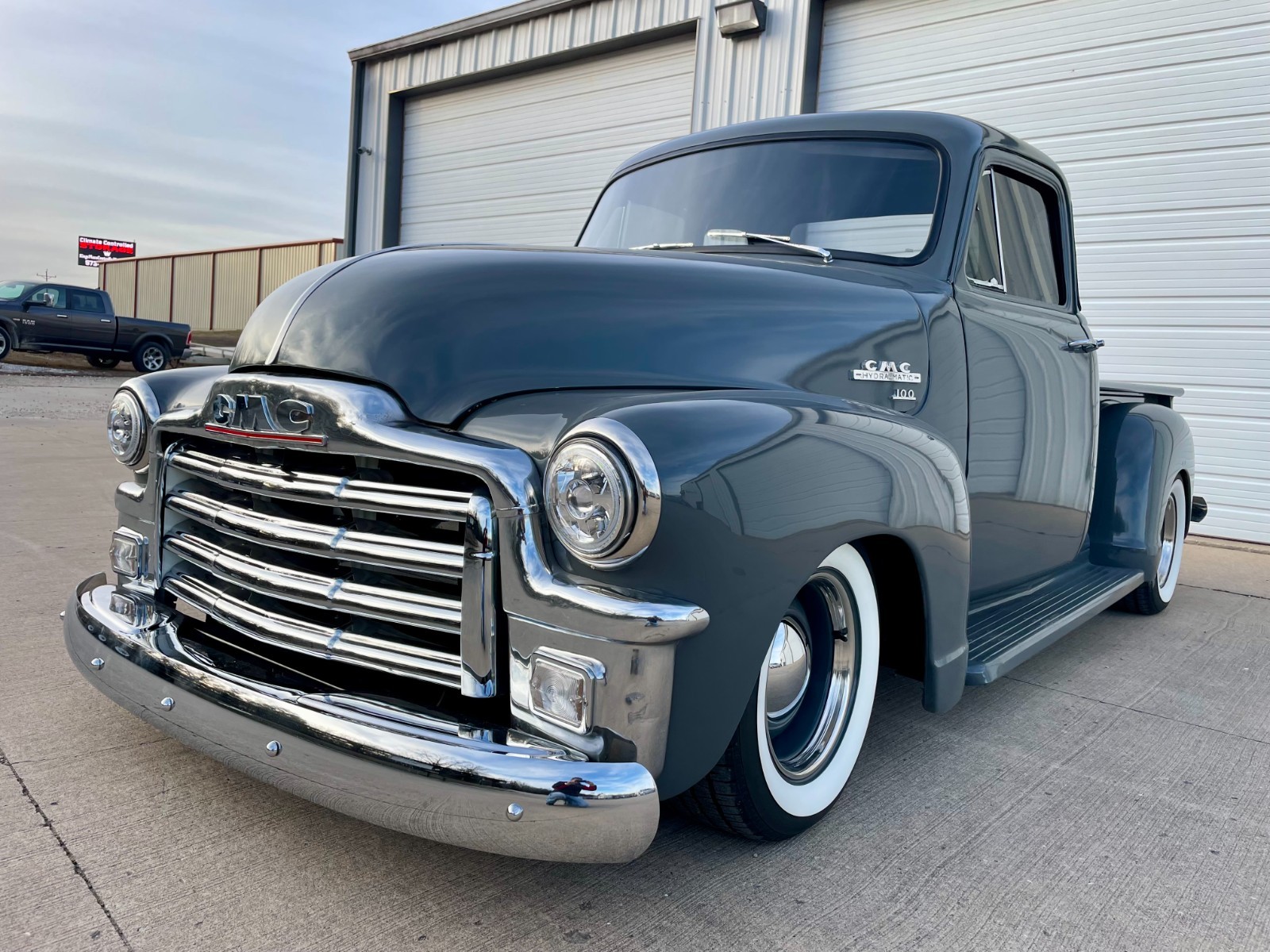 GMC-3100-1954-Standard-Cab-Pickup-12