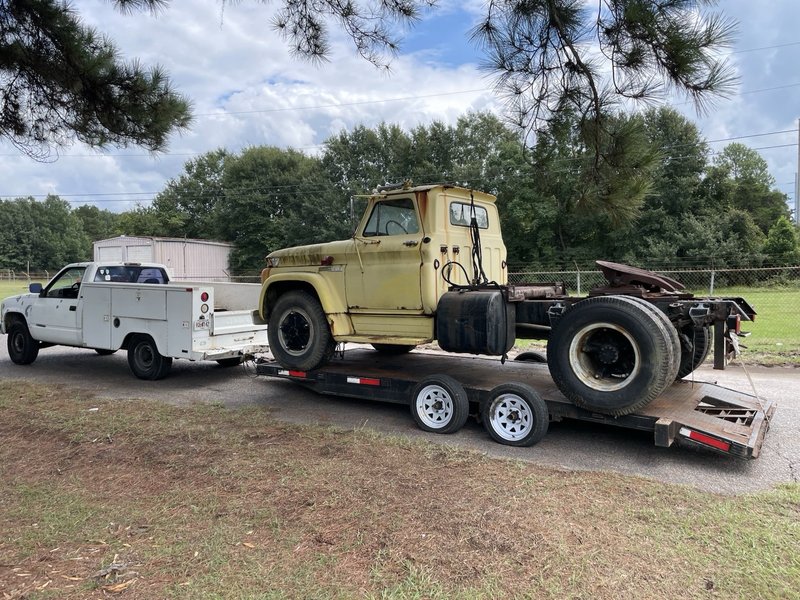 GMC-5000-1964-Standard-Cab-Pickup-1