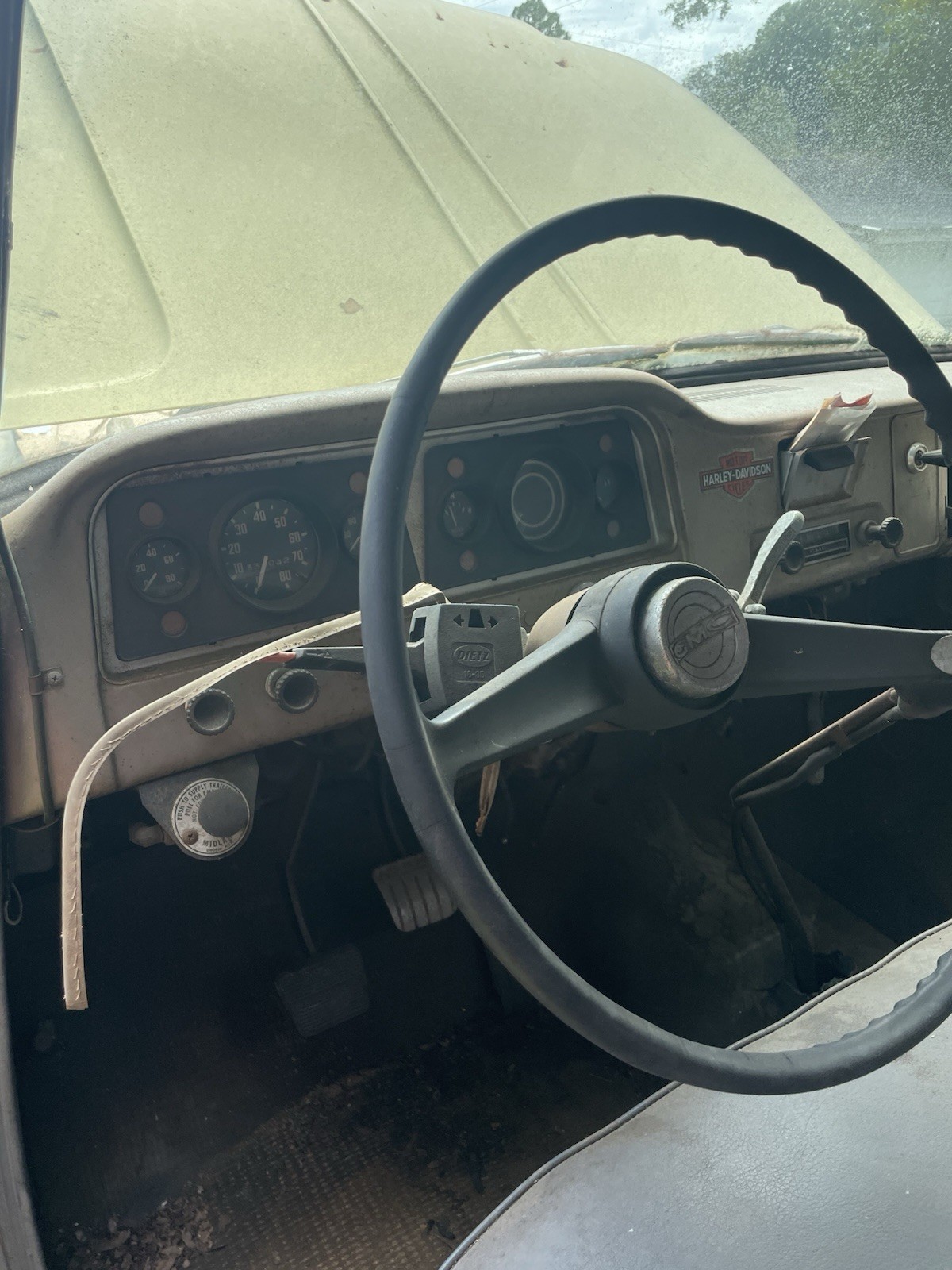 GMC-5000-1964-Standard-Cab-Pickup-8