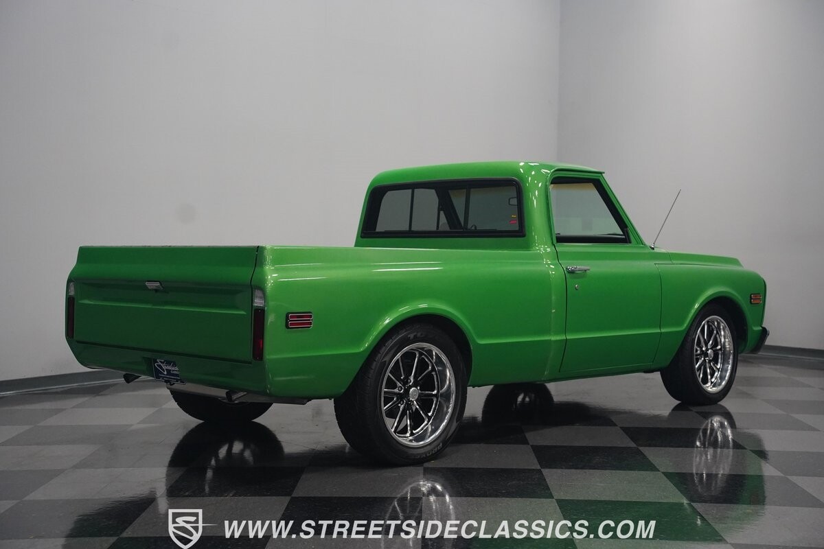 GMC-C1500-1971-Pickup-Truck-15