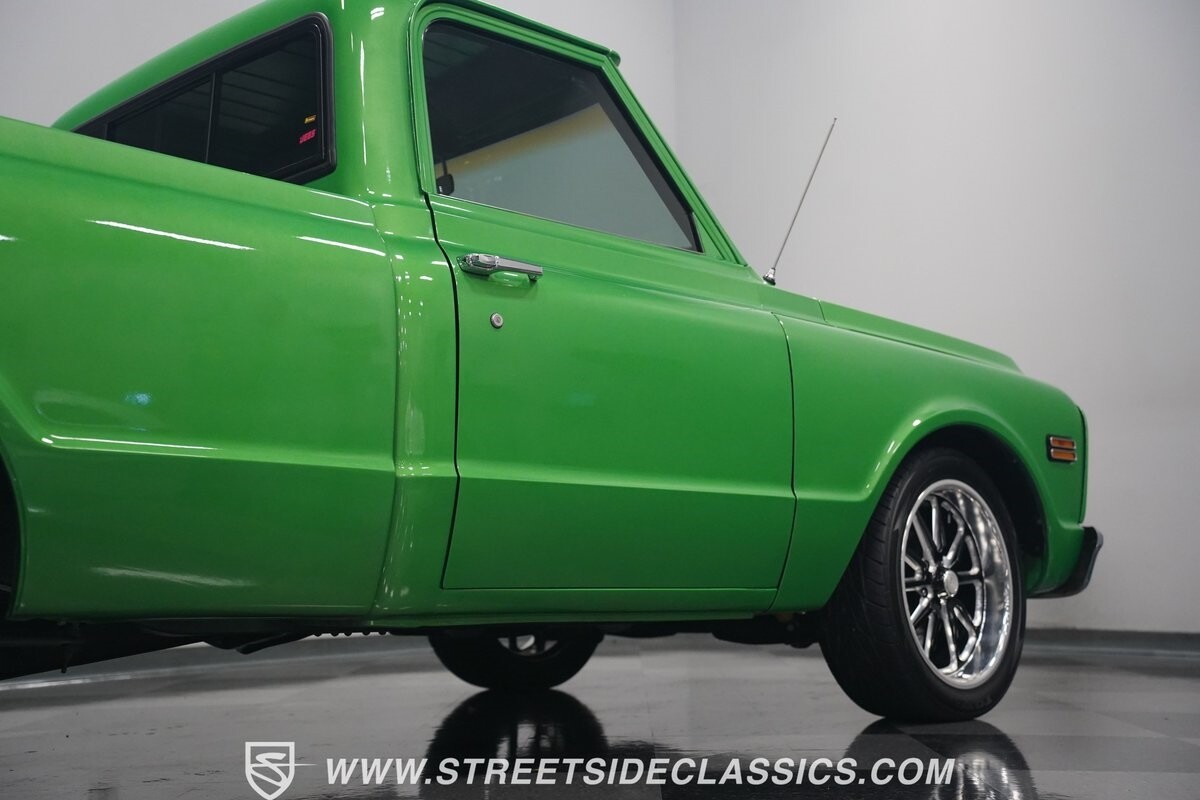 GMC-C1500-1971-Pickup-Truck-32