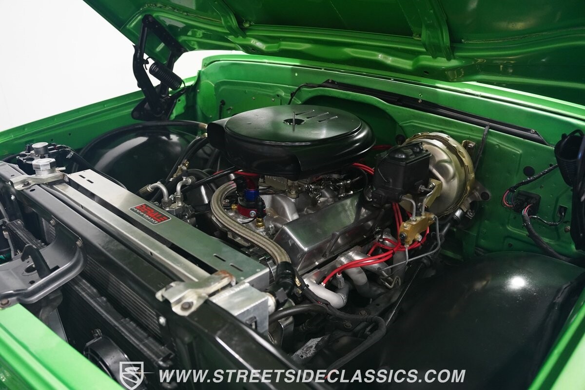 GMC-C1500-1971-Pickup-Truck-39