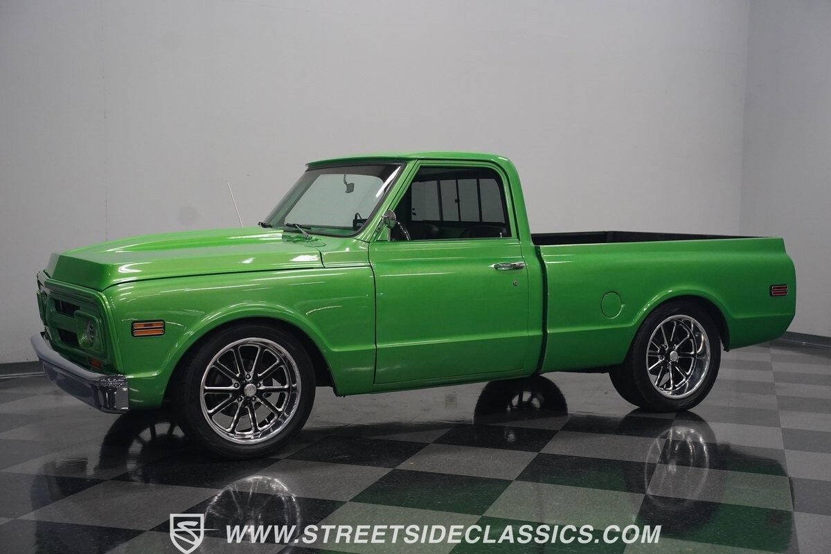 GMC-C1500-1971-Pickup-Truck-8