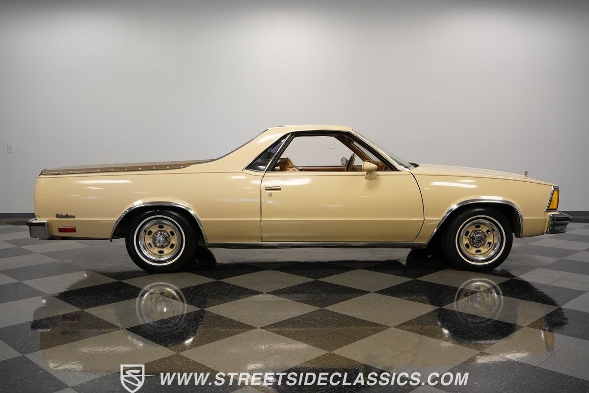 GMC-Caballero-1980-Pickup-Truck-14