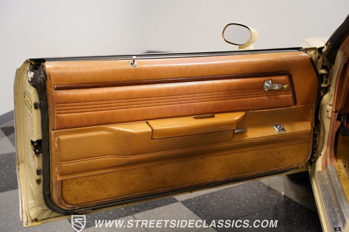 GMC-Caballero-1980-Pickup-Truck-37