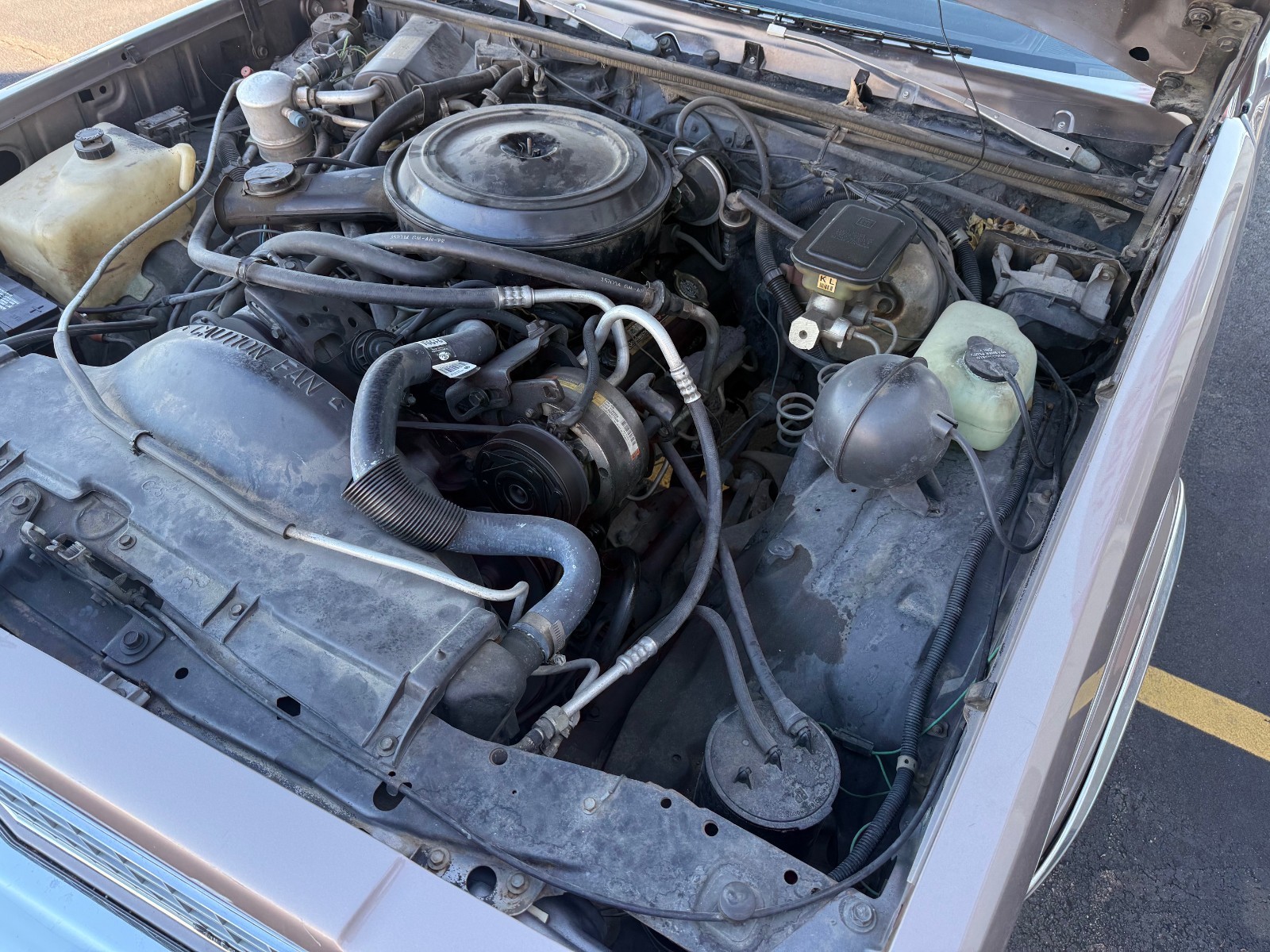 GMC-Caballero-1984-Standard-Cab-Pickup-12