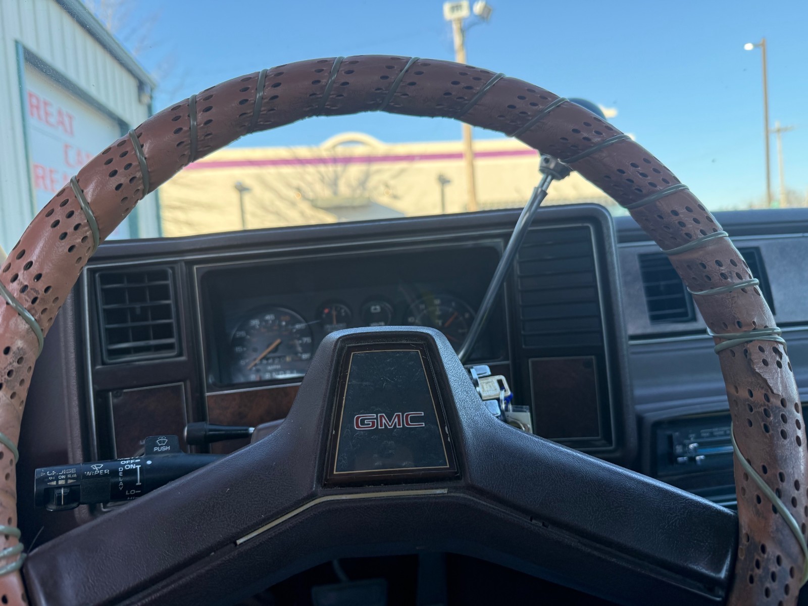 GMC-Caballero-1984-Standard-Cab-Pickup-19