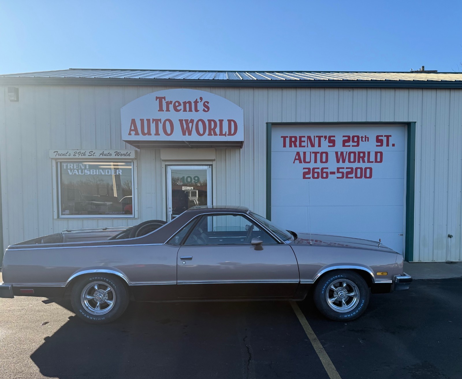 GMC-Caballero-1984-Standard-Cab-Pickup