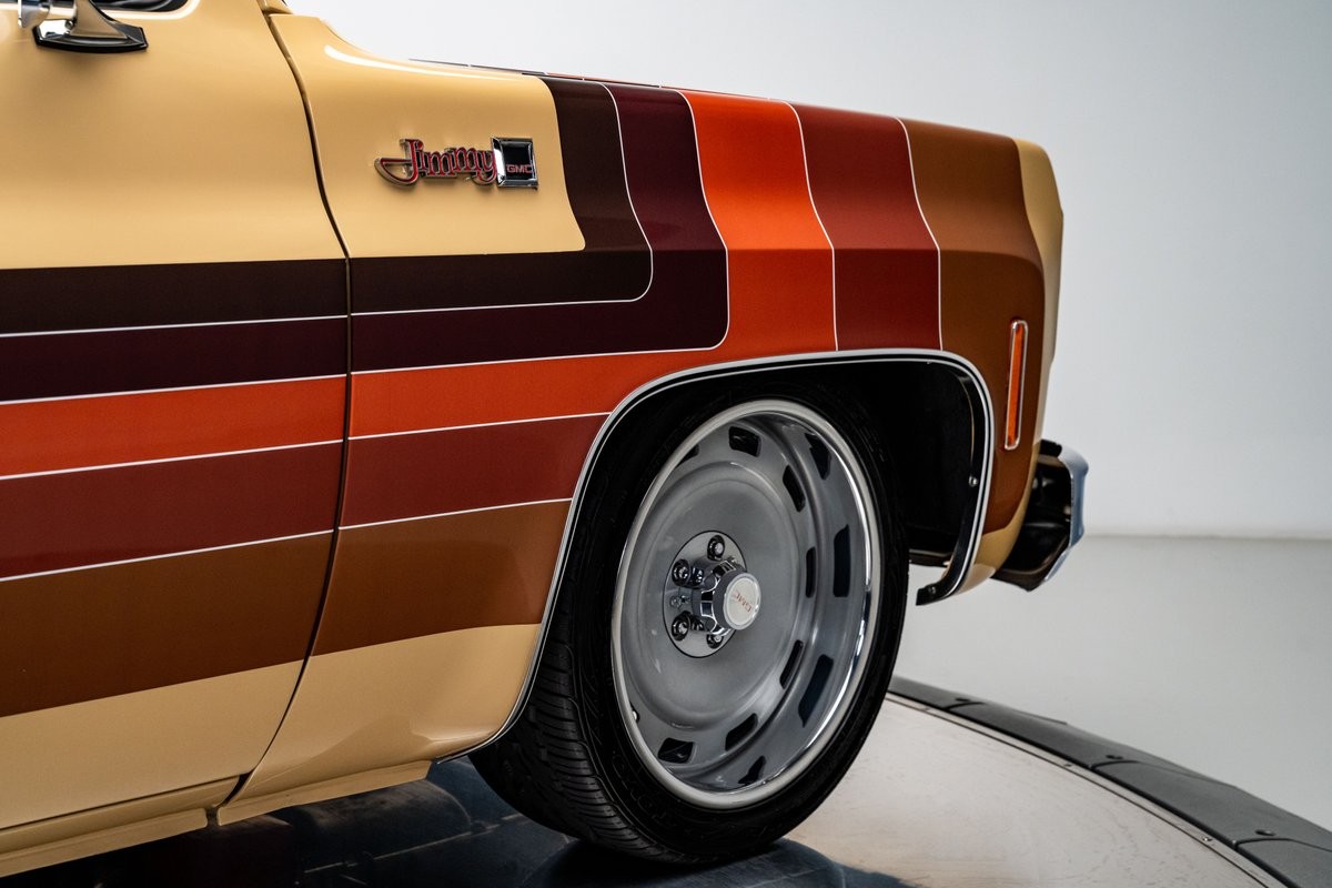 GMC-Jimmy-1979-SUV-11
