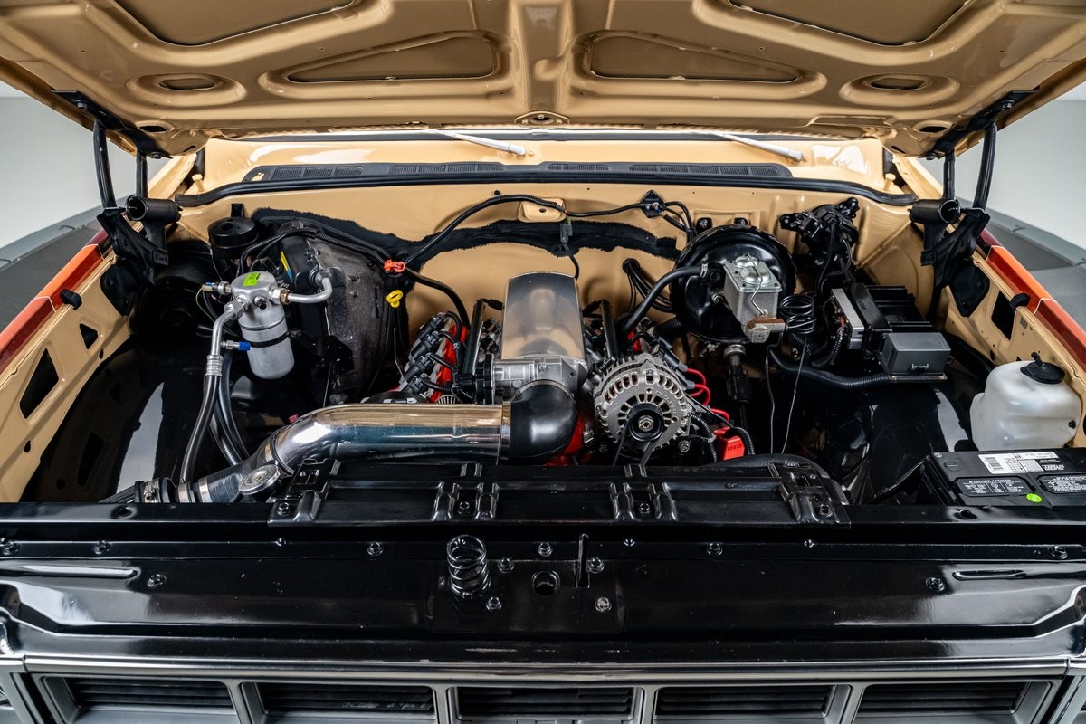 GMC-Jimmy-1979-SUV-30