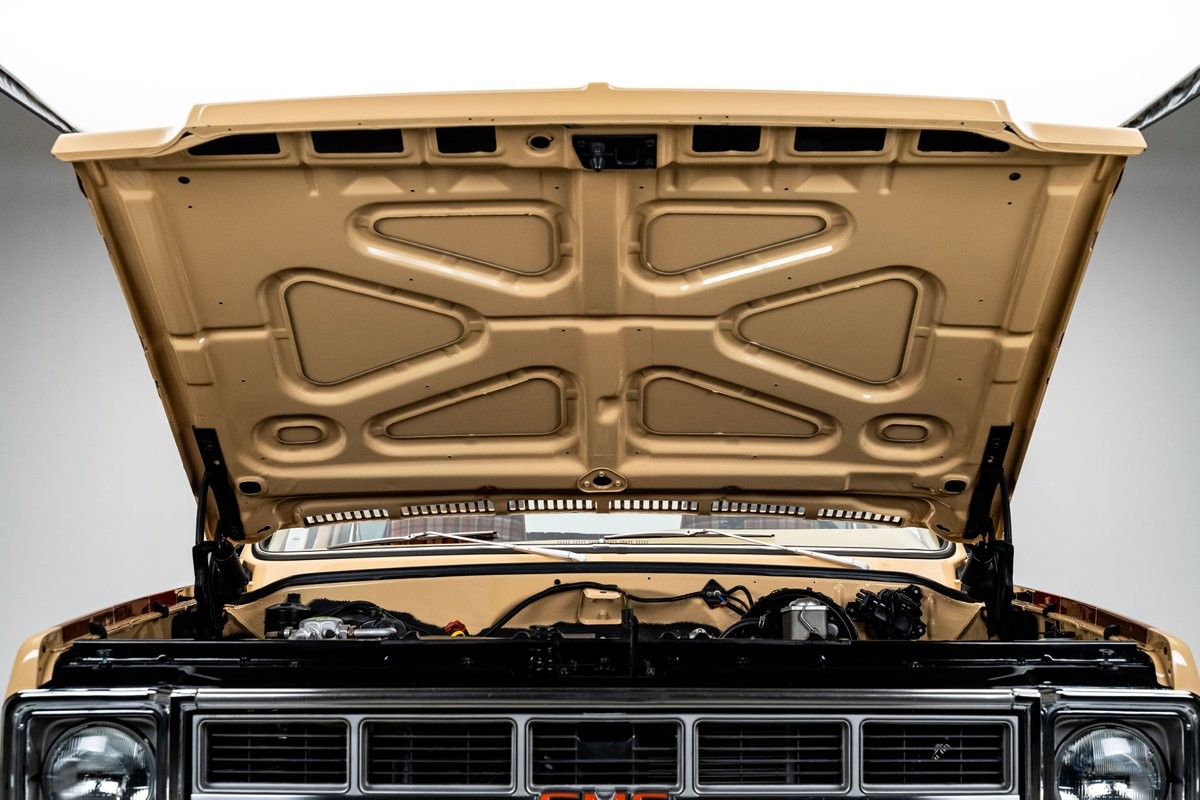 GMC-Jimmy-1979-SUV-34