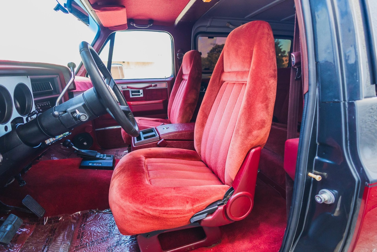 GMC-Jimmy-1990-2D-Sport-Utility-21