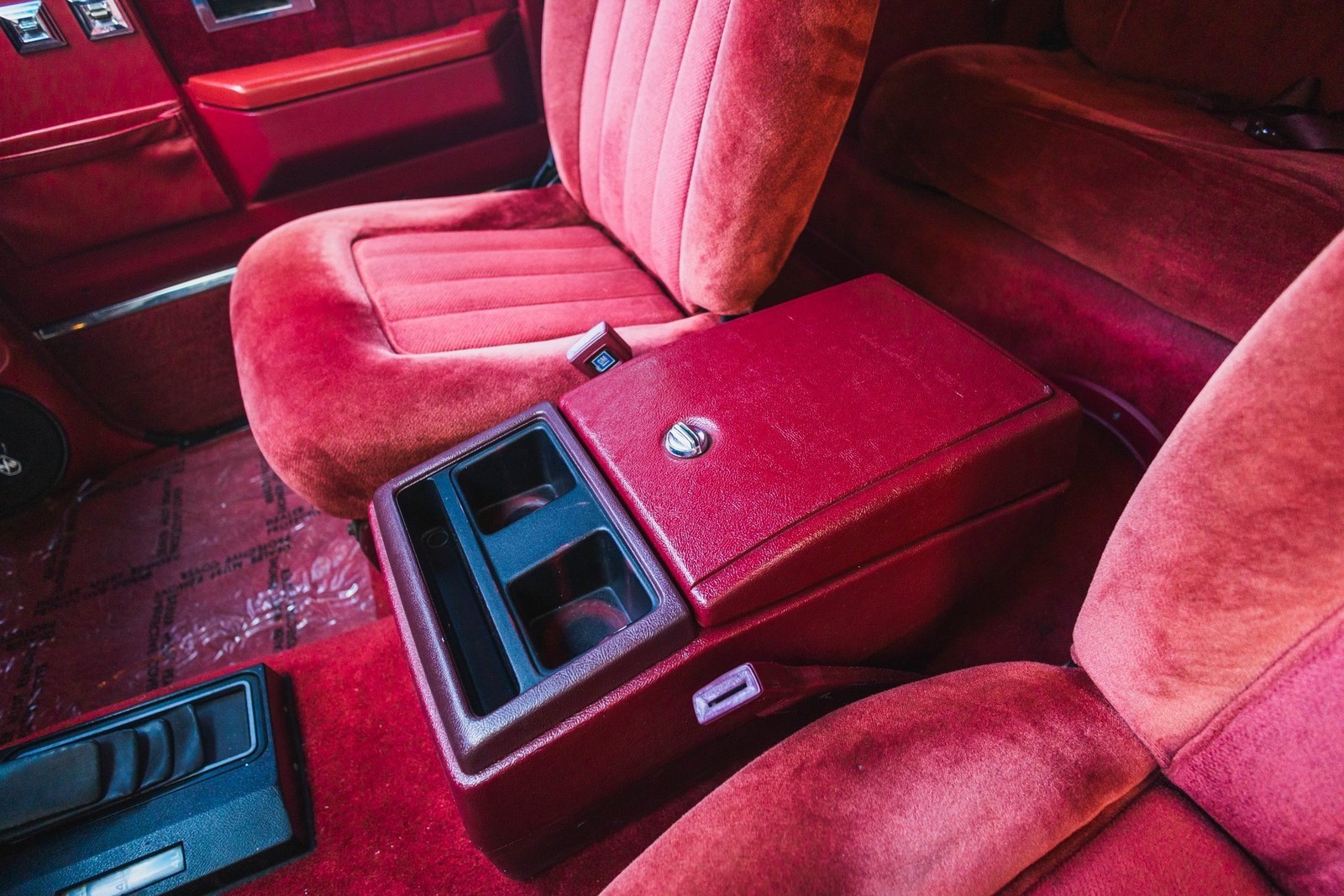 GMC-Jimmy-1990-2D-Sport-Utility-29