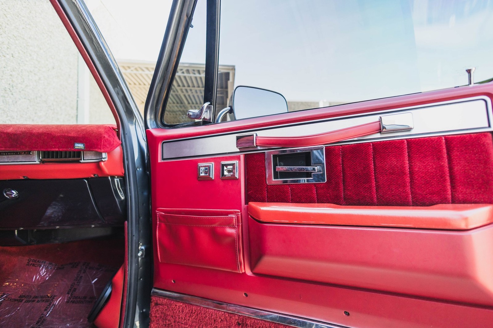 GMC-Jimmy-1990-2D-Sport-Utility-36