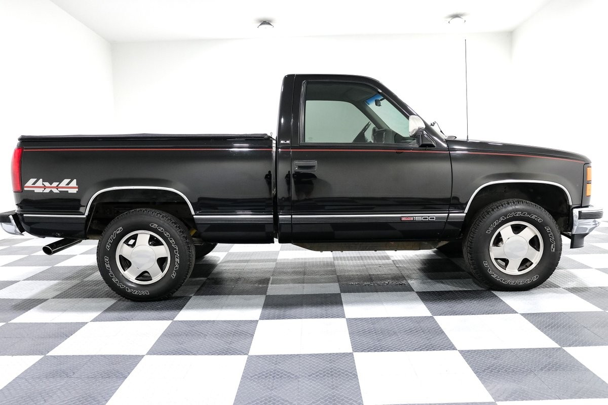 GMC-K1500-1994-Pickup-Truck-7