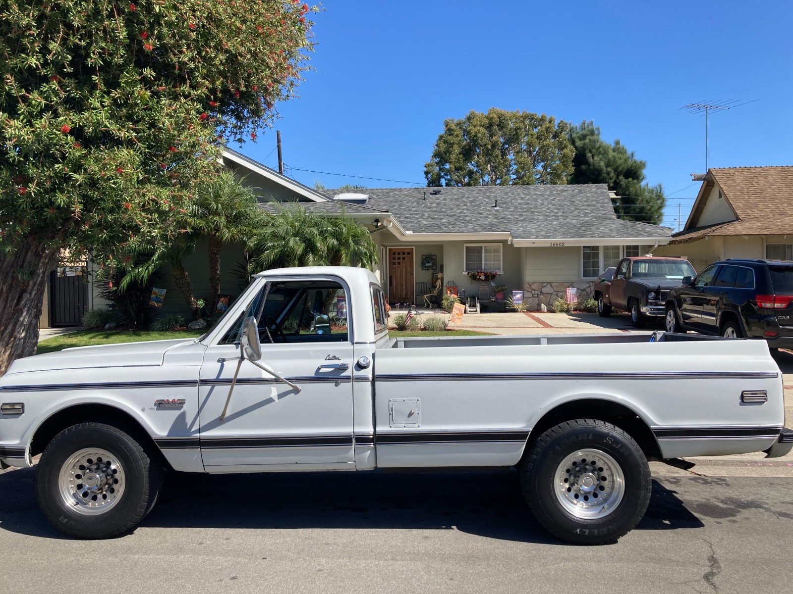 GMC-Other-1970-Standard-Cab-Pickup-11