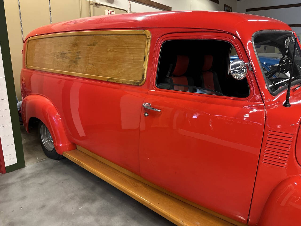 GMC-PANEL-TRUCK-1947-Pickup-Truck-6