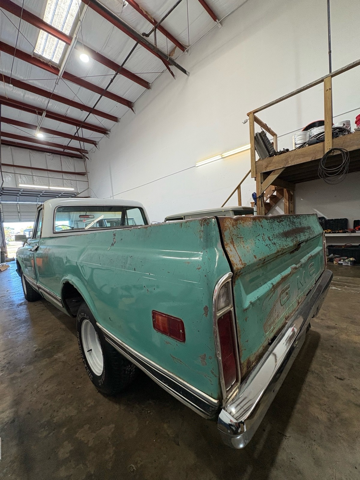 GMC-Pickup-1969-Standard-Cab-Pickup-11