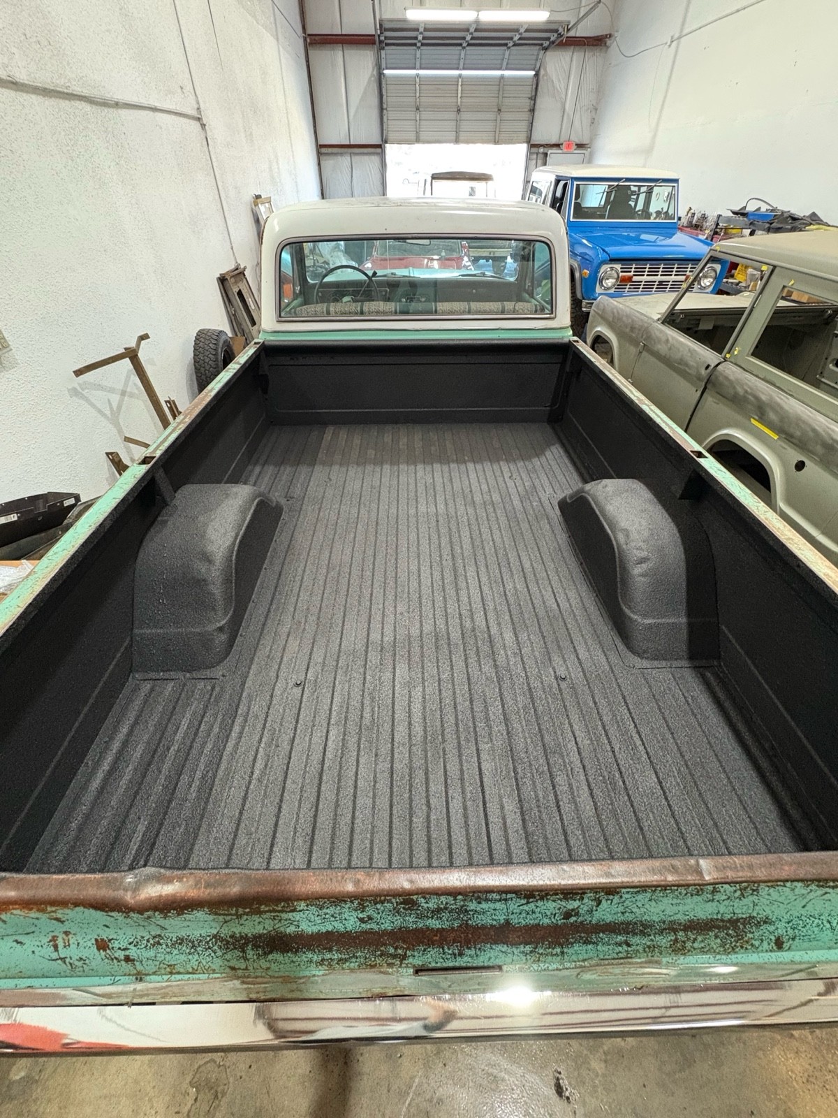 GMC-Pickup-1969-Standard-Cab-Pickup-15