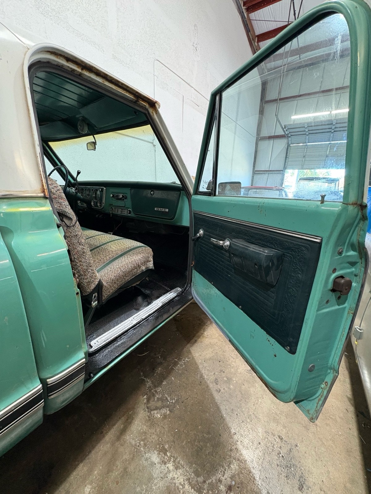 GMC-Pickup-1969-Standard-Cab-Pickup-19