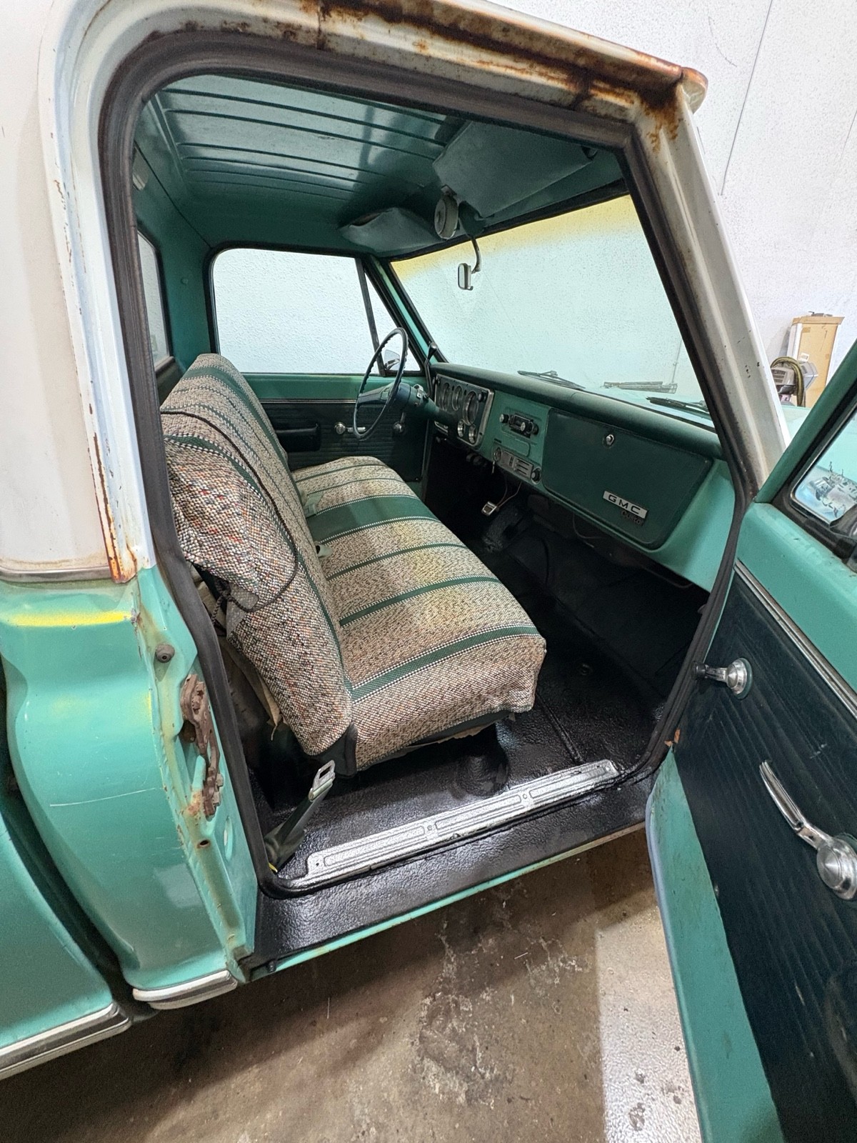 GMC-Pickup-1969-Standard-Cab-Pickup-20