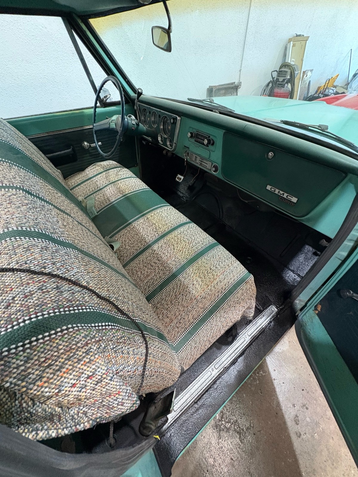 GMC-Pickup-1969-Standard-Cab-Pickup-21