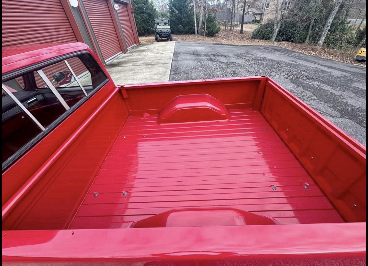 GMC-R15-1987-Standard-Cab-Pickup-3