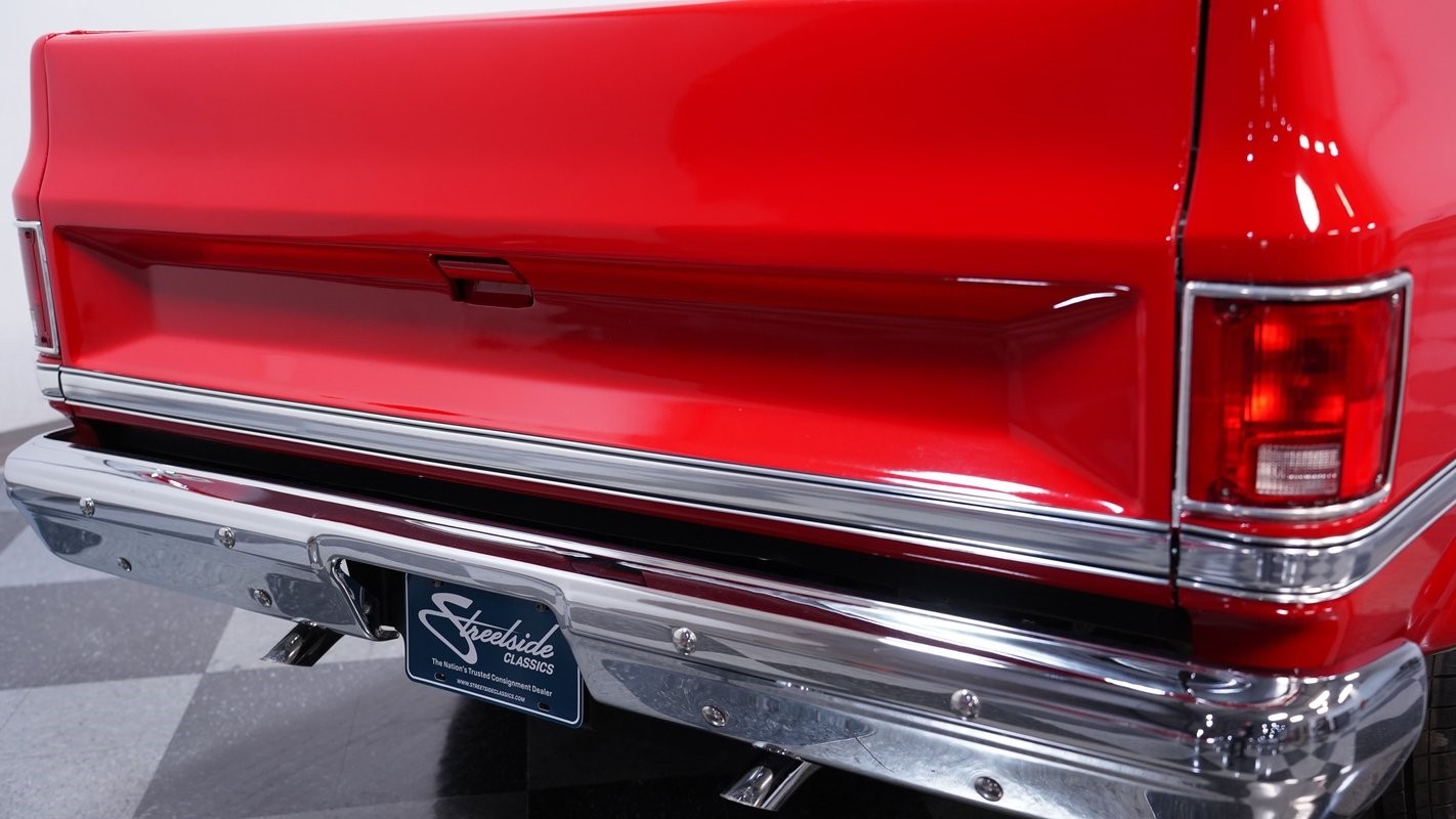 GMC-R1500-1987-Pickup-Truck-21