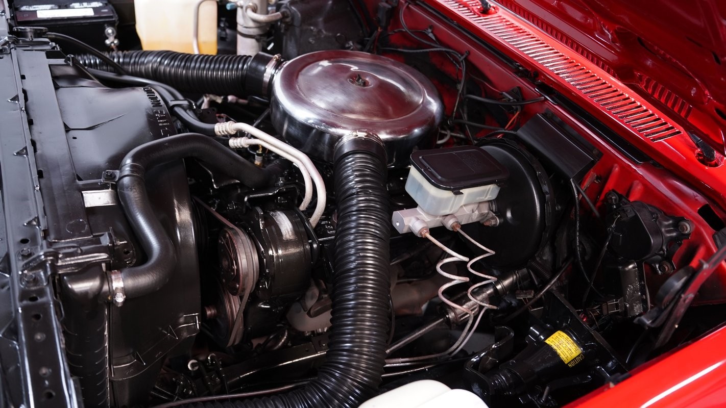 GMC-R1500-1987-Pickup-Truck-28