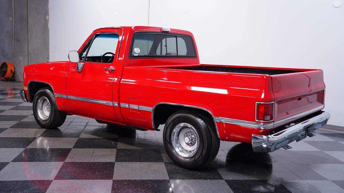 GMC-R1500-1987-Pickup-Truck-6