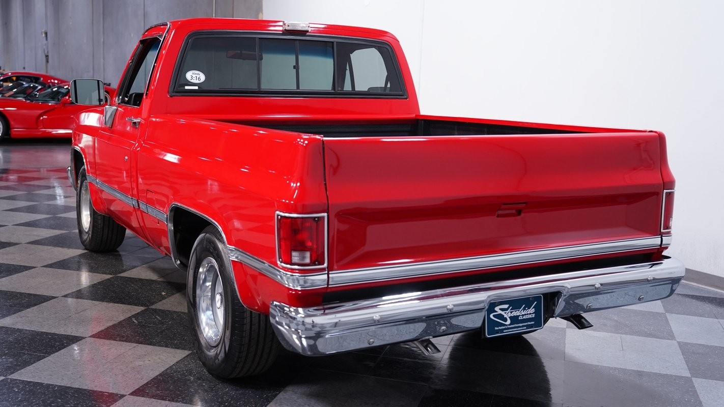 GMC-R1500-1987-Pickup-Truck-7