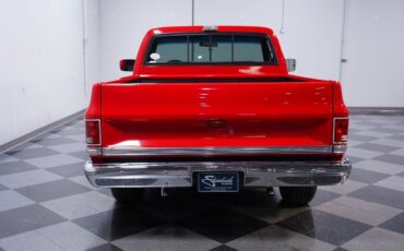 GMC-R1500-1987-Pickup-Truck-8