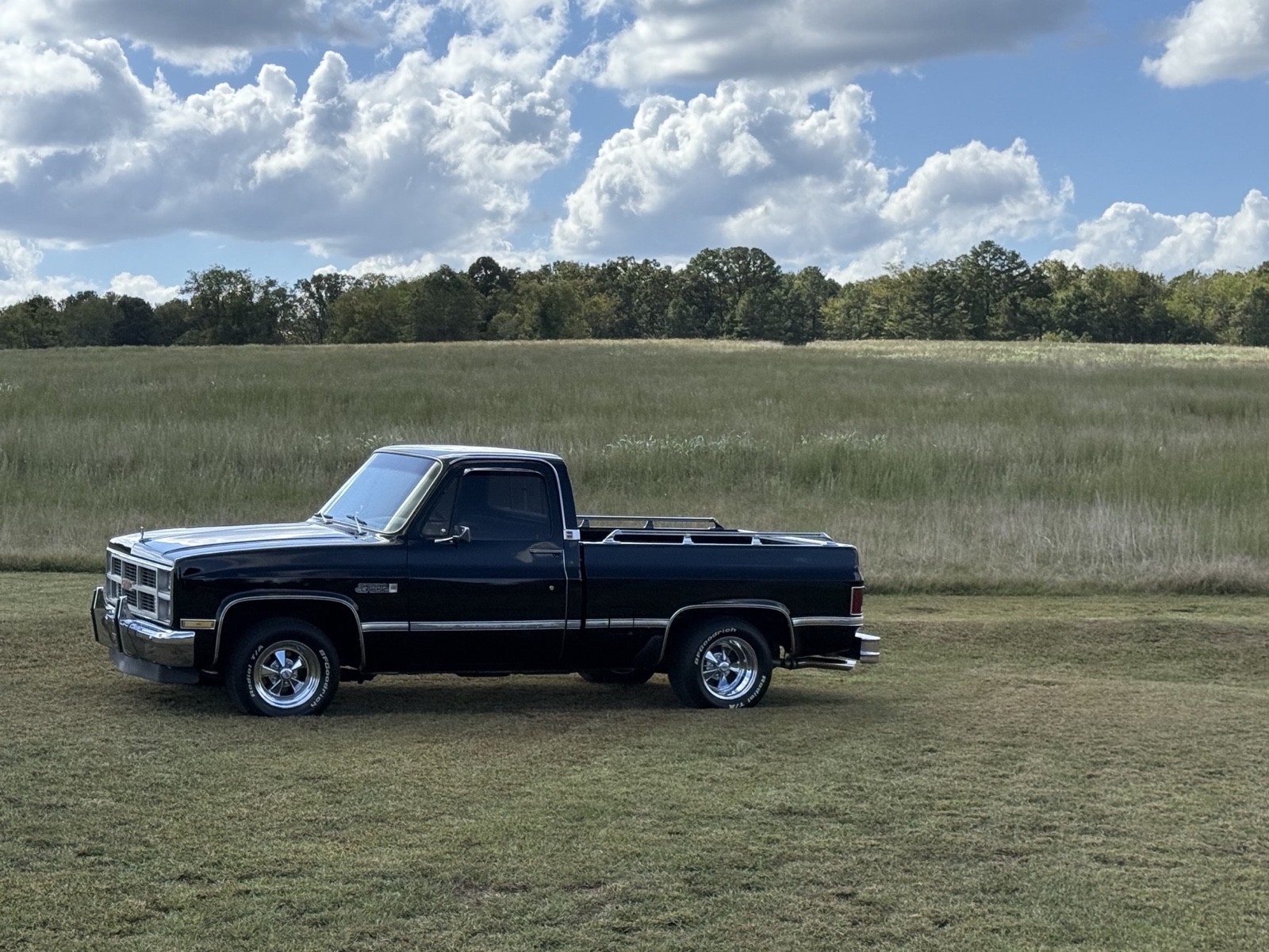 GMC-Sierra-1500-1983-10