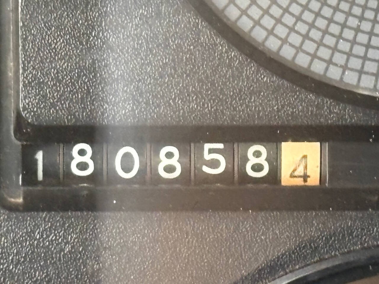 GMC-Sierra-1500-1988-Pickup-Truck-33