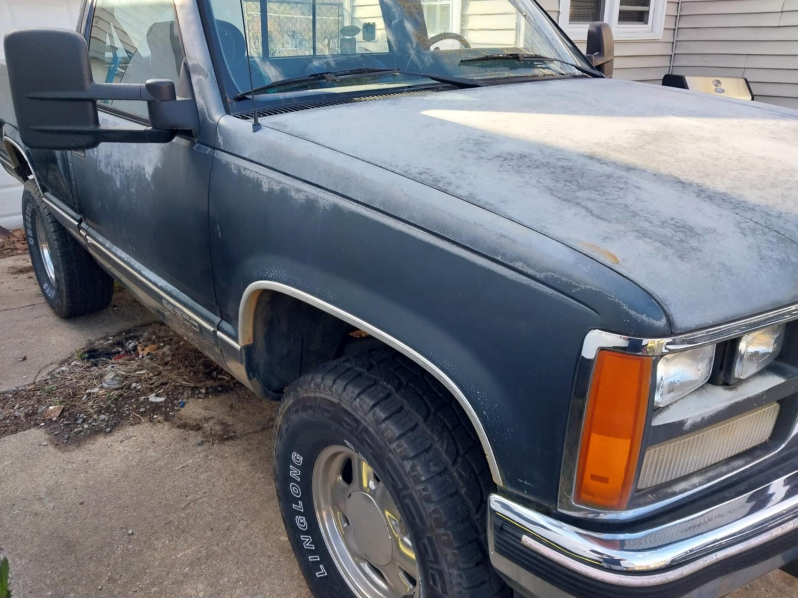 GMC-Sierra-1500-1988-Standard-Cab-Pickup-2