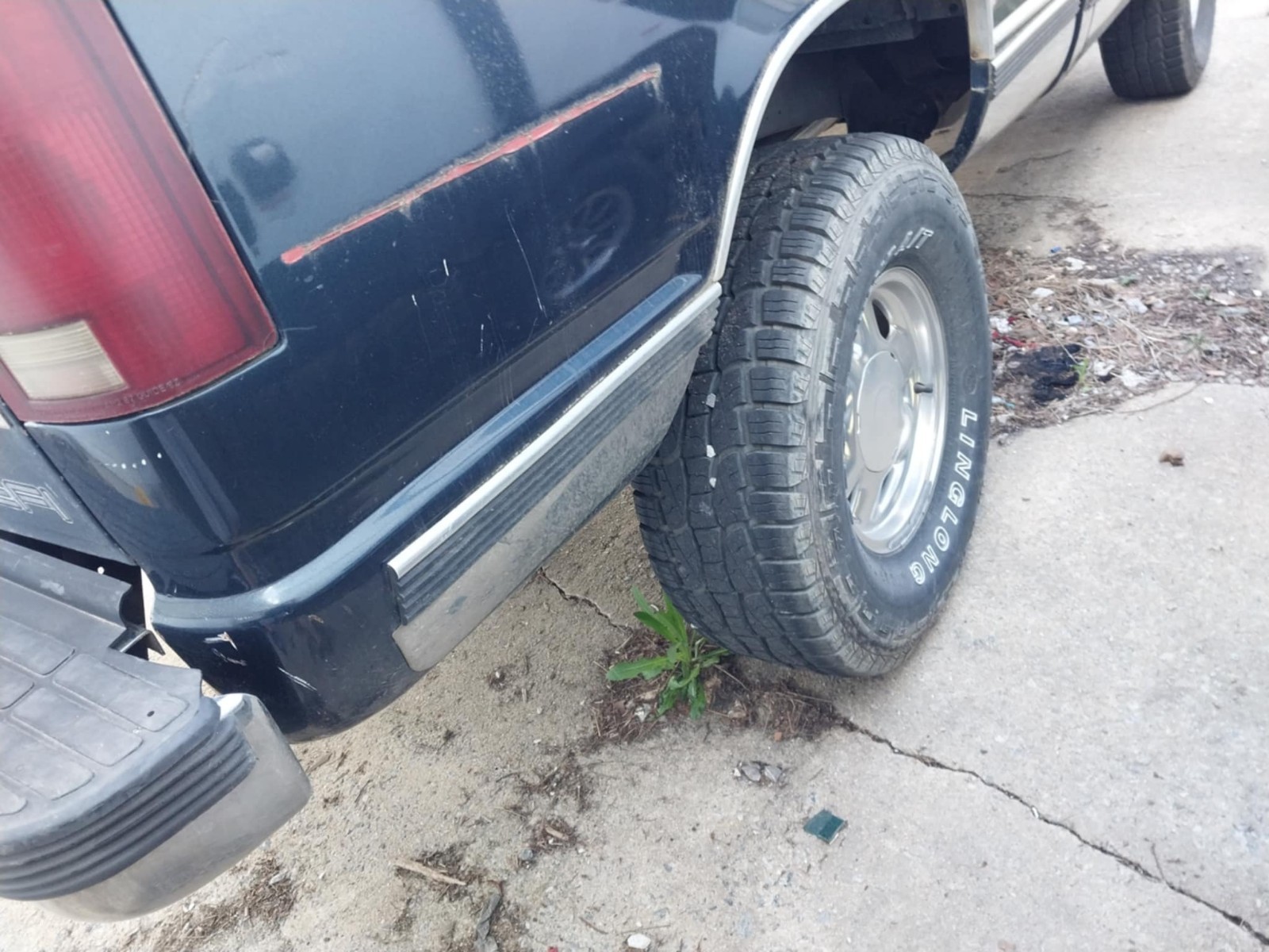 GMC-Sierra-1500-1988-Standard-Cab-Pickup-4