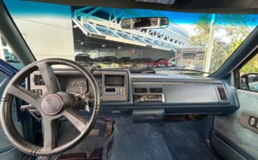 GMC-Sierra-1500-1992-Pickup-Truck-14