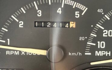 GMC-Sierra-1500-1992-Pickup-Truck-18