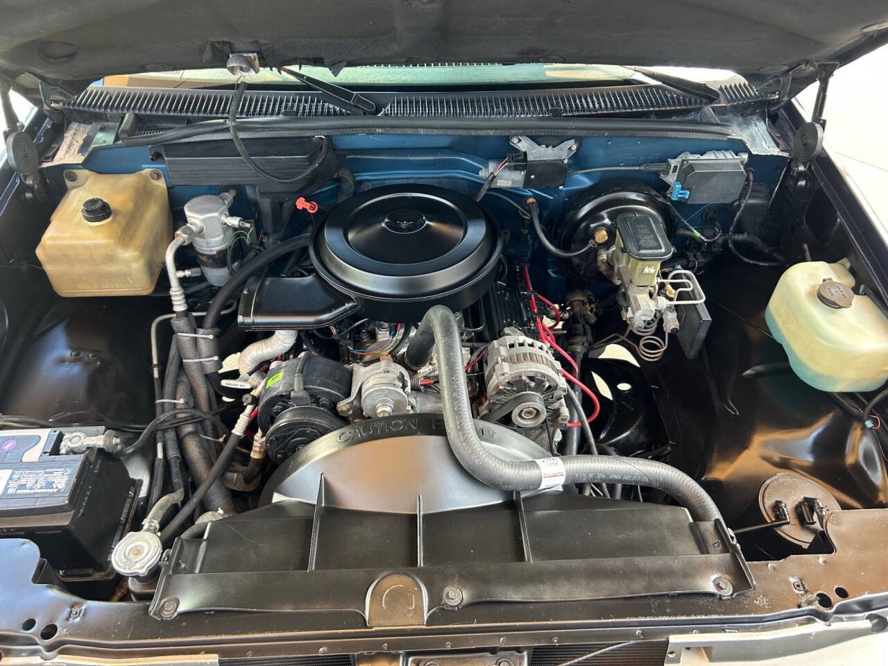 GMC-Sierra-1500-1992-Pickup-Truck-21