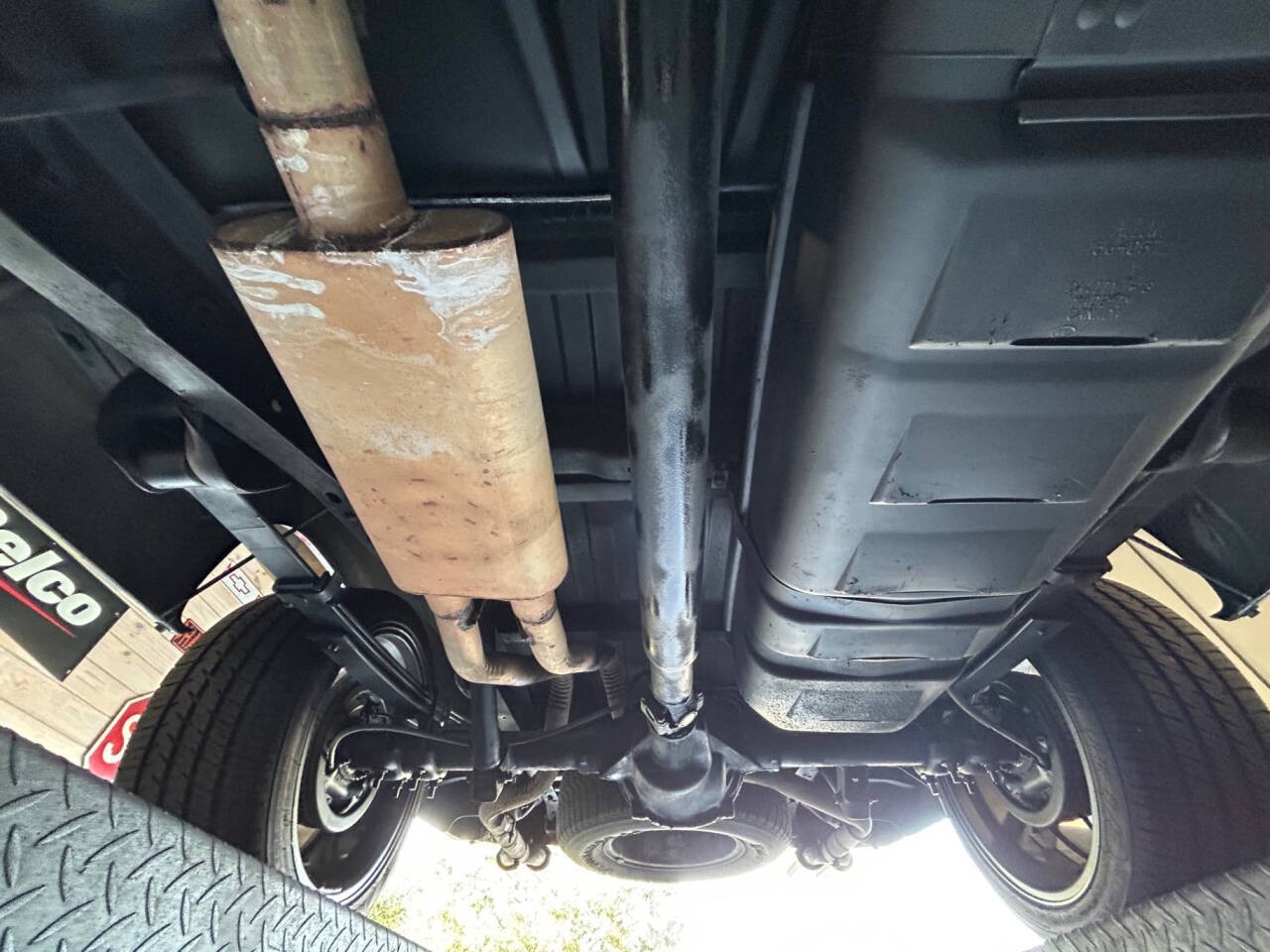 GMC-Sierra-1500-1992-Pickup-Truck-36